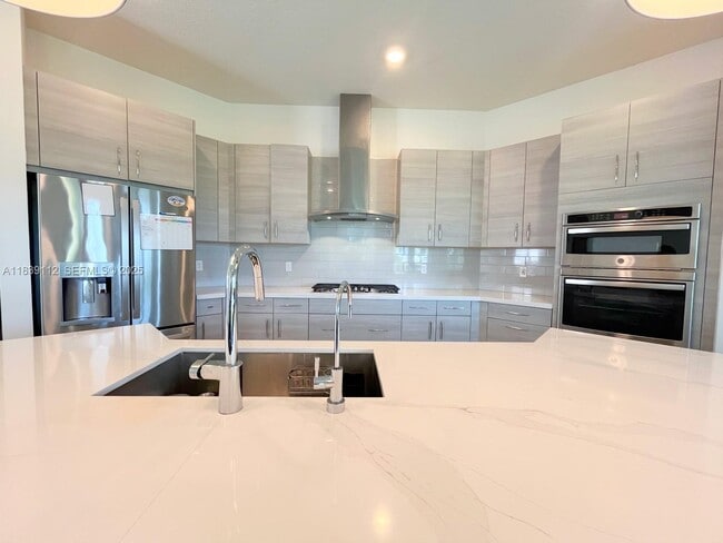 Photo - 10711 Aqua Ct