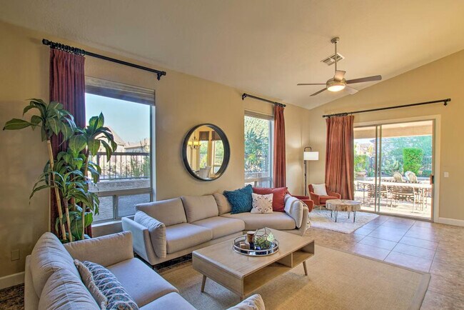 Photo - 3055 N Red Mountain Unidad ID1385709P