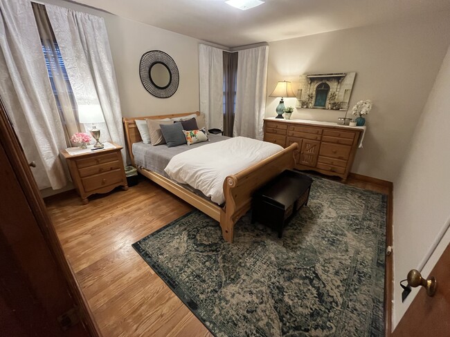 Photo - 220 E Wilbur Ave Apartamentos Unidad Lower