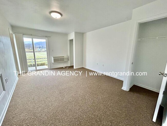 Photo - 292 Alleghany Spring Rd