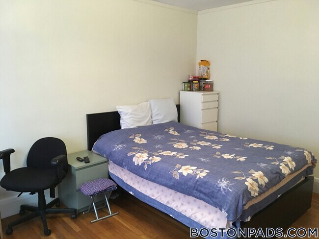 Photo - 349 Pleasant St Unit B1-1