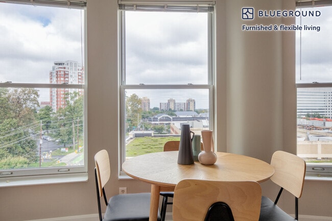 Photo - 11351 Woodglen Dr Unit FL6-ID721