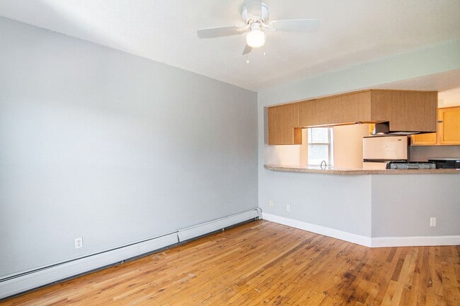 Photo - 1629 N Clarkson St Unit 31