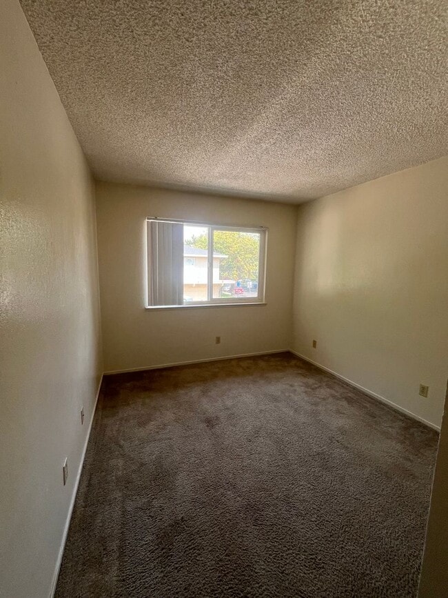 Photo - 2113 Palisade Ave Unit #4