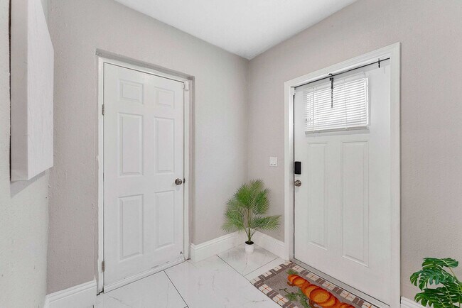 2227 Cody St Unit SI ID1505757P