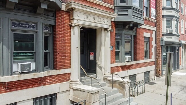 Building Photo - 202-204 E Hanover St