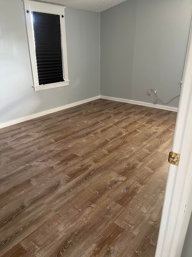 260 S Meridian Rd Rental For Rent in Youngstown, OH