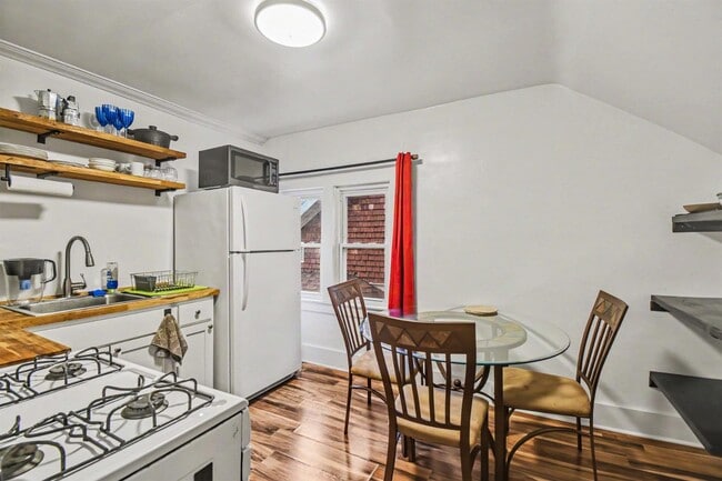 Photo - 1412 Sherman St SE