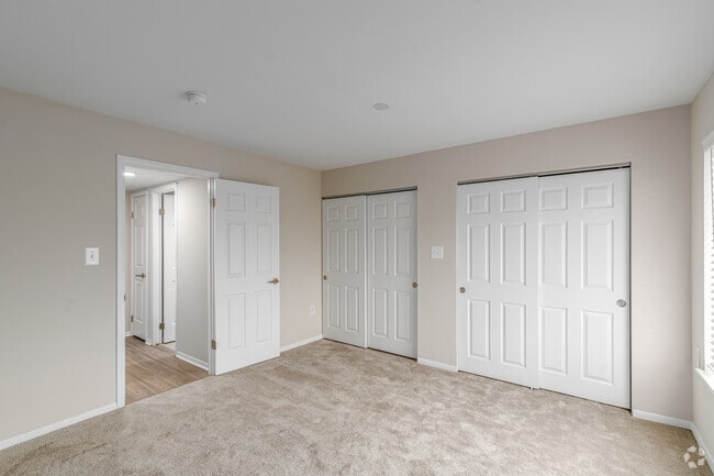2BR, 2BA - 1,134SF - Primary Bedroom - Lakeside Apartments