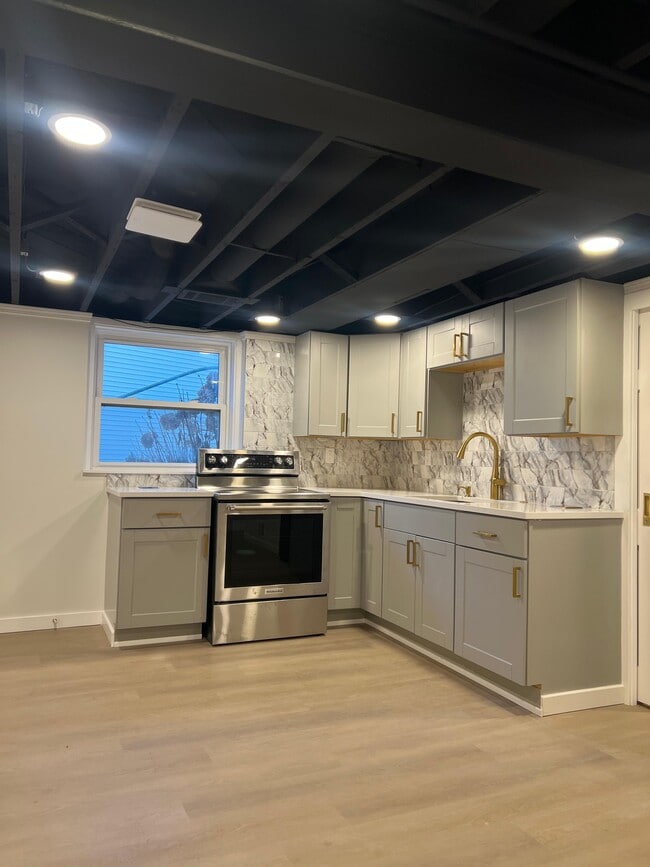 Photo - 10535 W Spring Green Rd