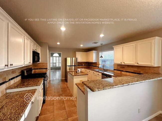 Photo - 2110 Castle Dr