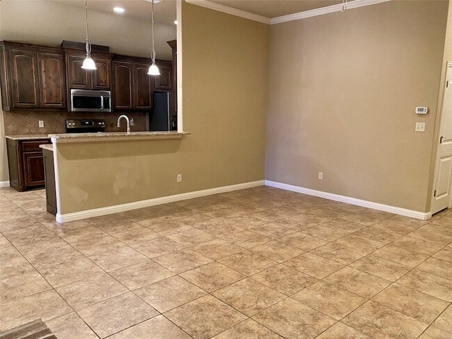 Photo - 740 Westgate Dr