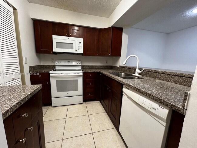Photo - 1245 SW 46th Ave Unit 1207