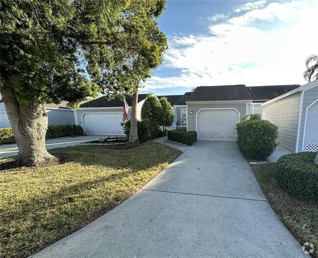 Building Photo - 517 Woodstork Cir Rental