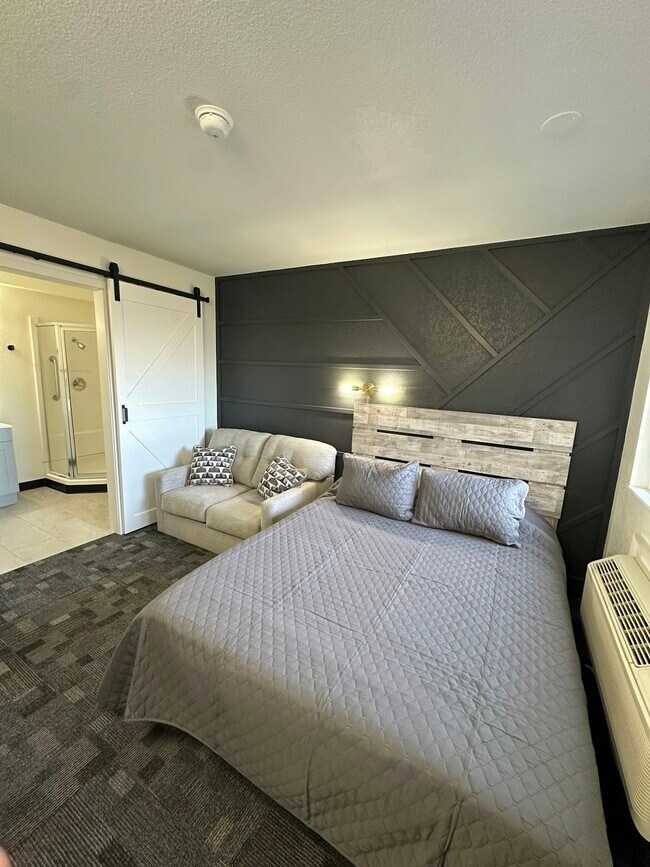 Photo - 620 Latrobe Ave Unit Studio