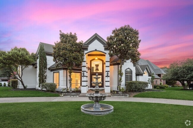 Building Photo - 7204 Pebble Hill Dr Rental