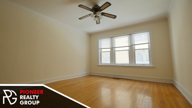 Photo - 5042 N Wolcott Ave Apartment Unit 1