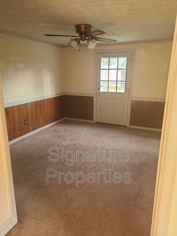 Photo - 7814 Dalmain Dr