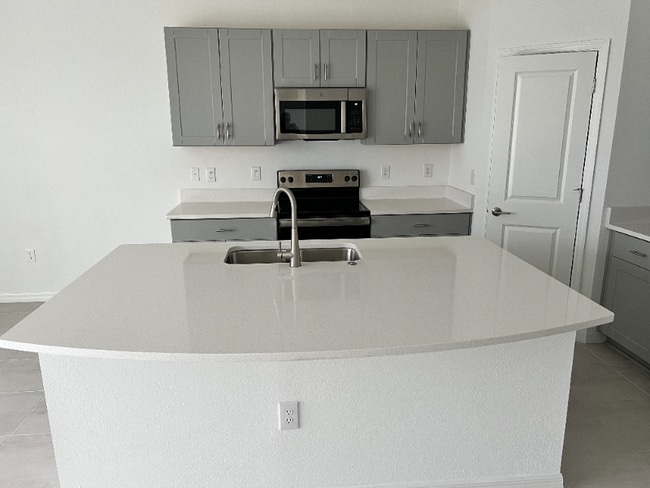 8640 Lunar Skye St