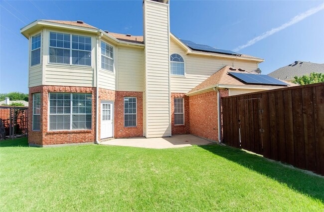 Building Photo - 4136 Los Altos Dr