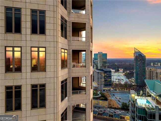 3376 Peachtree Rd NE Unit 41A