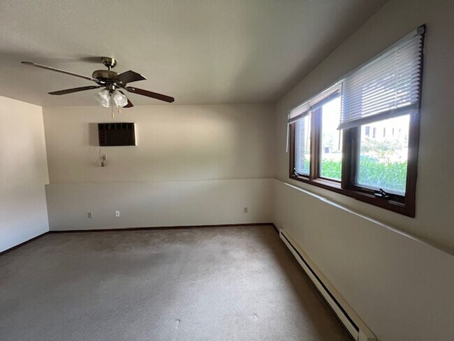 Photo - 6006 Boxwood Dr Unidad 2