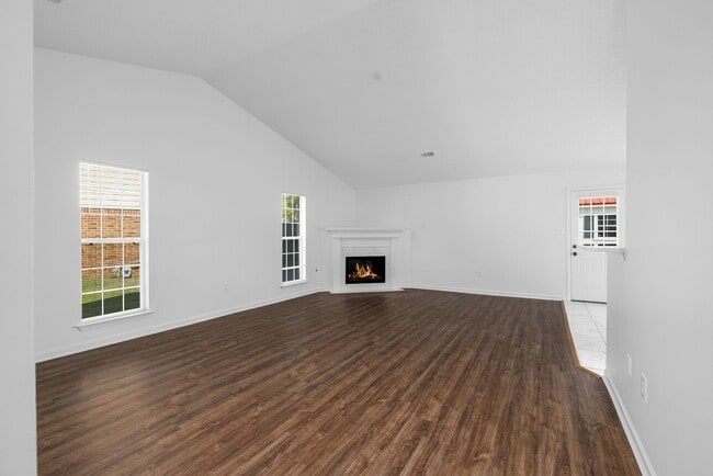Photo - Recently renovated 3 bedroom, 2 bathroom h...