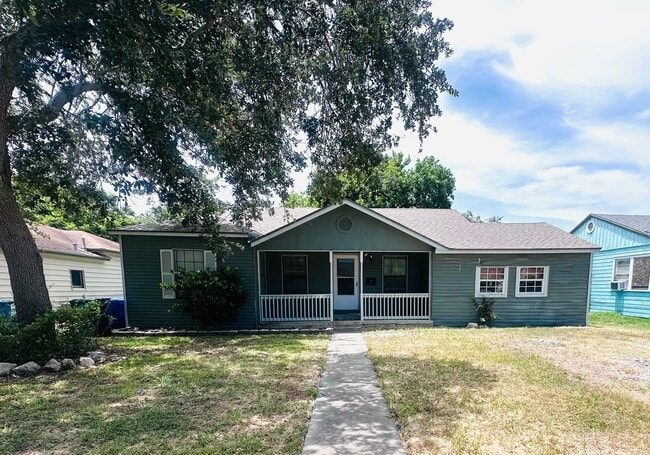 Building Photo - 1325 Tyler Ave