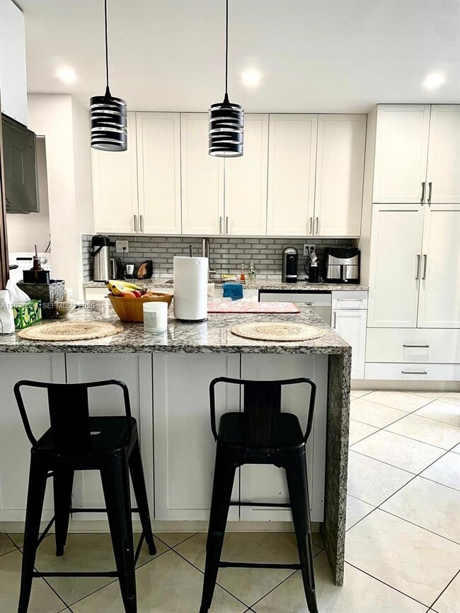 Photo - 3450 Blue Lake Dr Unidad 107