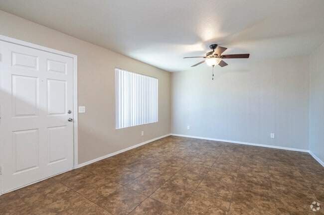 2BR, 1BA - 725SF - Living Room