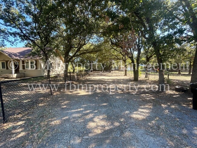 Photo - 10693 S Fm 148