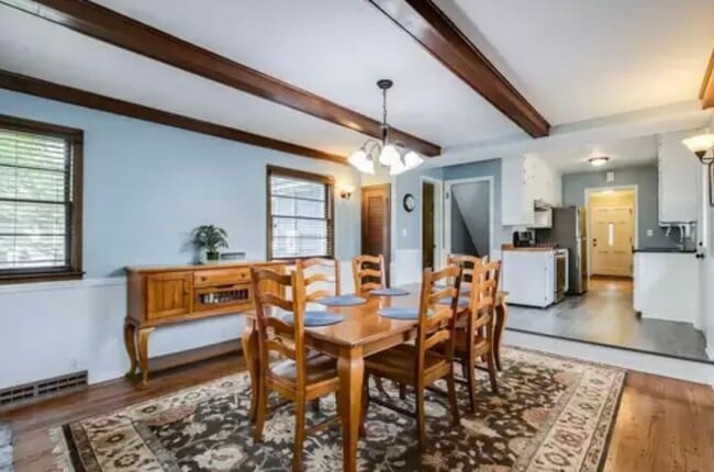 Photo - Beautiful 4BR 2BA Rambler in Roseville