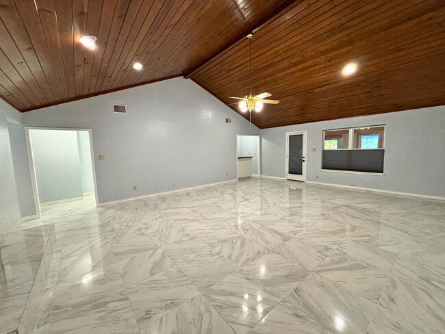 Photo - 6318 Firestone Pkwy