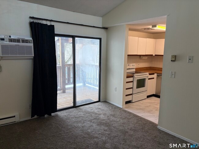 Photo - 161 Burgundy Hill Ln Unit 161