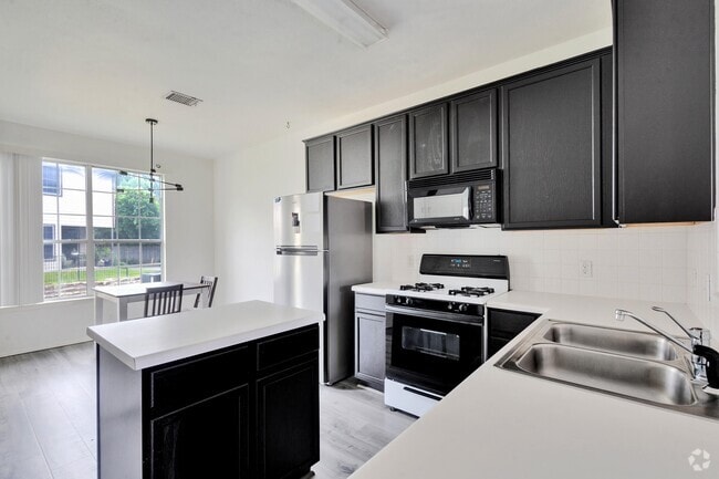 Building Photo - 12401 Los Indios Trl Unit 50 Rental