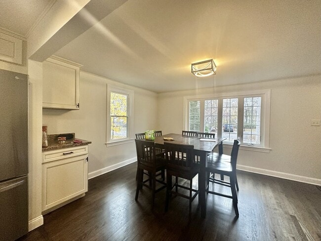 Photo - 25 Warren Ave