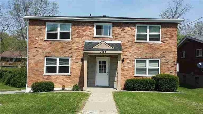Building Photo - 3158 Woodward St Rental