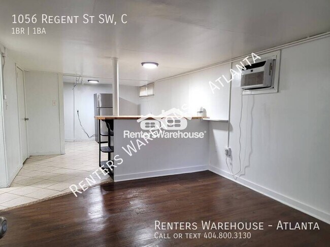 Photo - 1056 Regent St SW