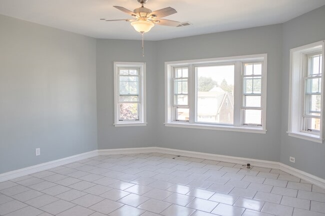 Photo - 5445 W 64th St