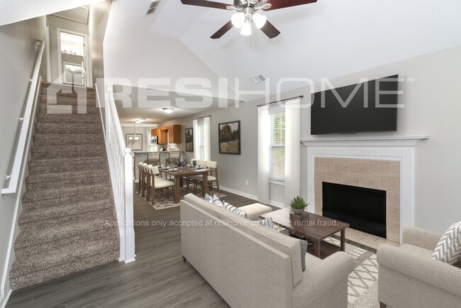 Photo - 1450 Binford Pl