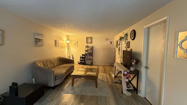 Photo - Available January 2026! 1 Bedroom, Main Street Macedon Unit Upper Back