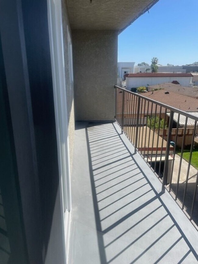 Photo - 12020 Grevillea Ave