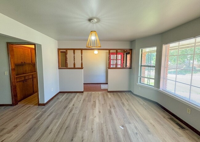 Photo - Charming Home in Quiet Cul-de-Sac!