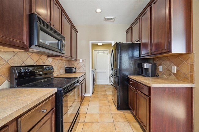 Photo - 11215 Royce Palms Dr