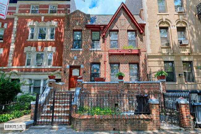 Photo - 1095 Prospect Pl Apartments Unit 2R