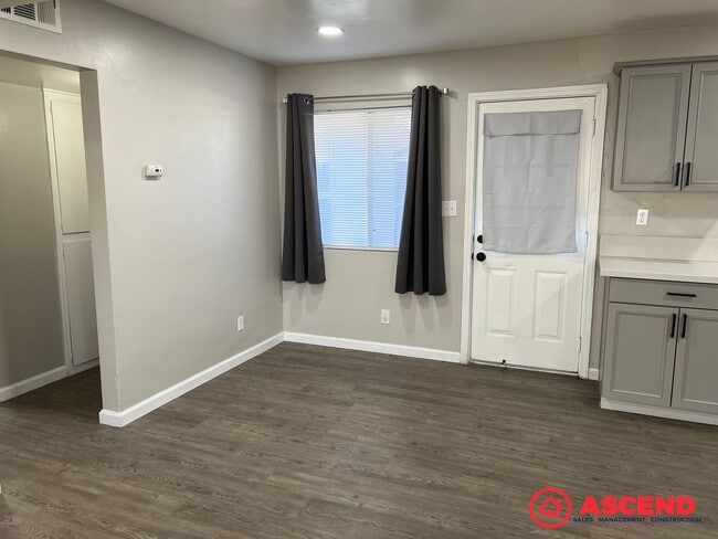 Photo - 625 A St Unit A