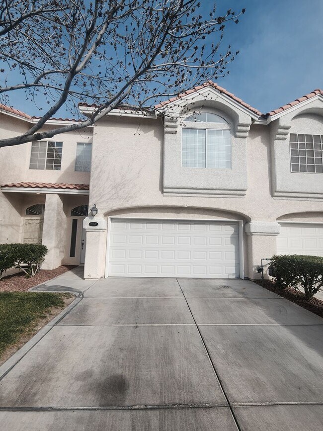 Building Photo - 5264 Island Chain Rd