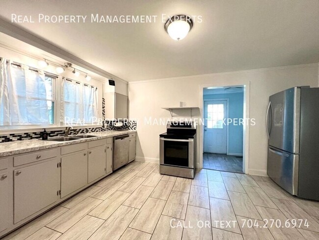 Photo - 319 Doster Ave