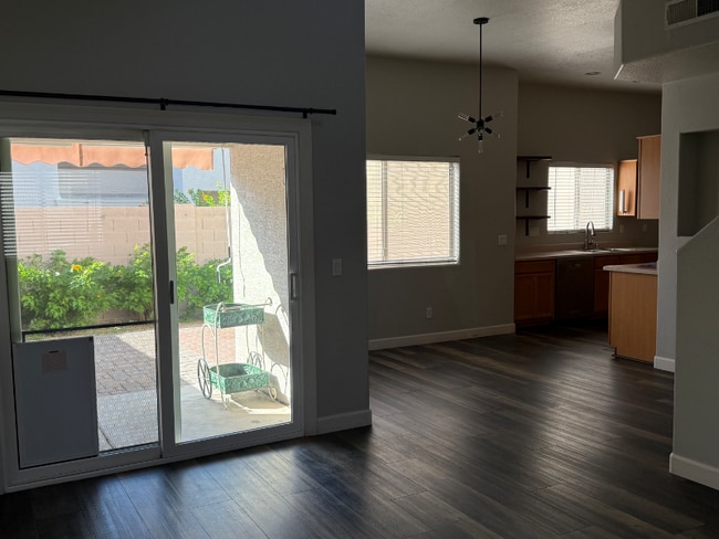 Photo - 8105 W Beck Ln