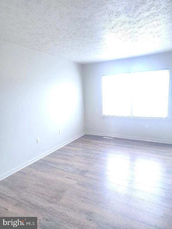 Photo - 130 W 13th St